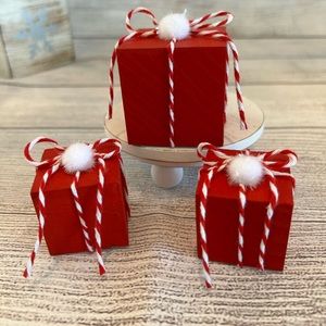 Handmade Farmhouse tray decor!
